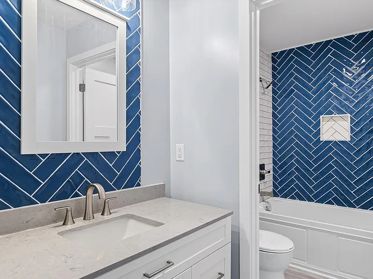 1306 Roberto Rd — Photo 27