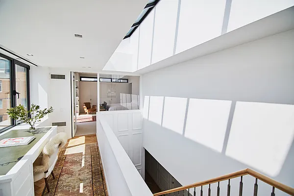 Sold by AA Management | media 29