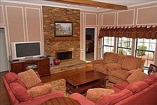 3rd image of 6428 Barfield Dr