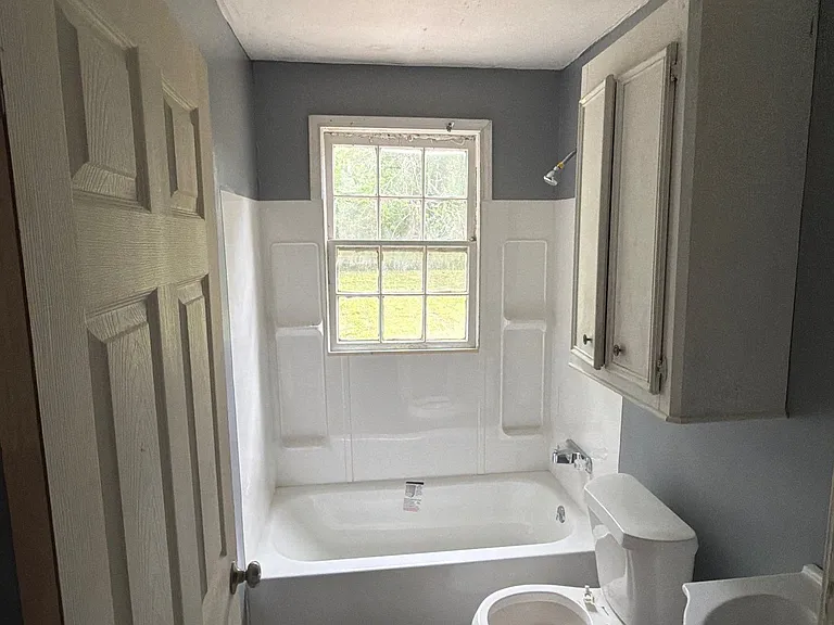 264 Sewanee Dr — Photo 3