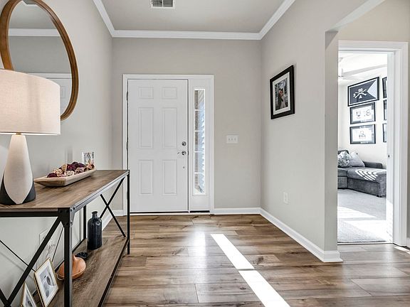 4th image of 409 Layup Cir