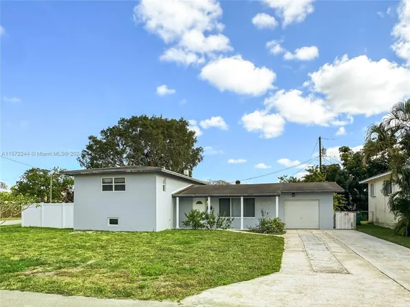 1370 NE 200th Ter, Miami, FL 33179