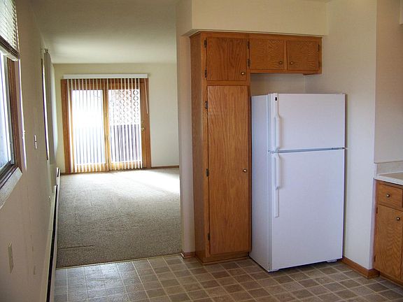 5th image of 8775 S Oak Park Dr APT 3