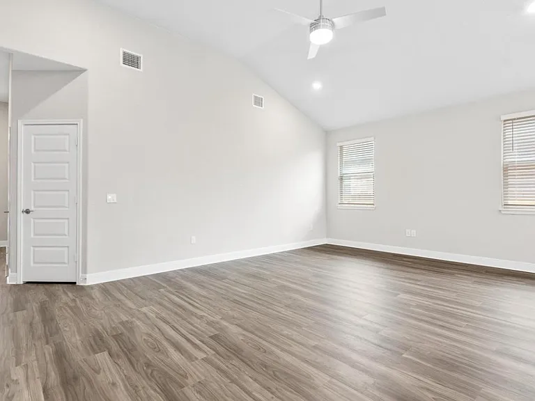 17717 Gilberto Dr — Photo 15