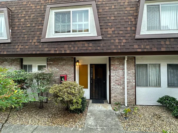 14177 Doolittle Dr Unit 18B, San Leandro, CA 94577