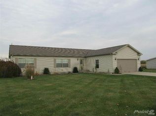 727 Quail Ridge Dr, La Porte, IN 46350