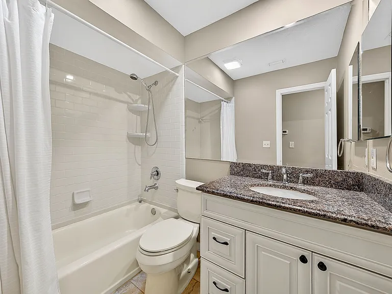 1886 Demetree Dr — Photo 17