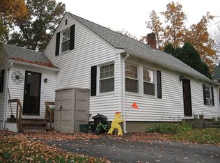 5 Emily St, Worcester, MA 01606