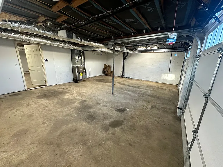 102 Highland Dr — Photo 12