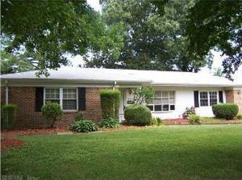 1st image of 4061 W Colonial Pkwy