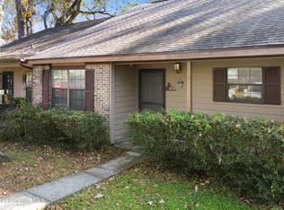 911 Candlebrook Ln, Brooksville, FL 34601