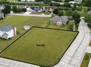 1204 Secretariat Dr #66, Genoa, IL 60135