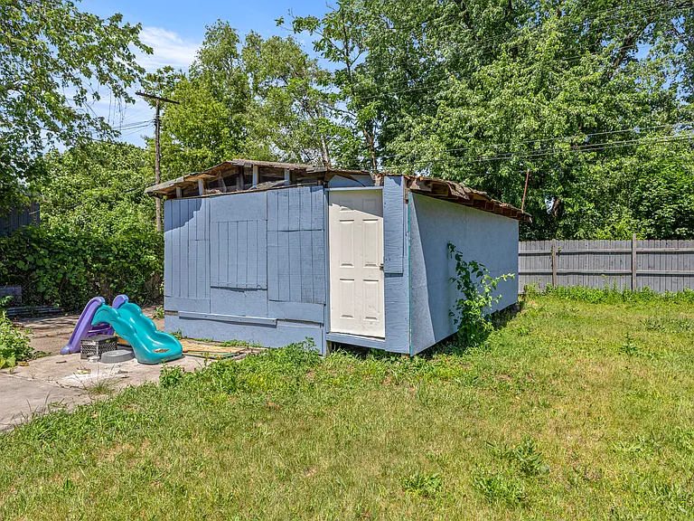 1288 Dragoon St — Photo 41