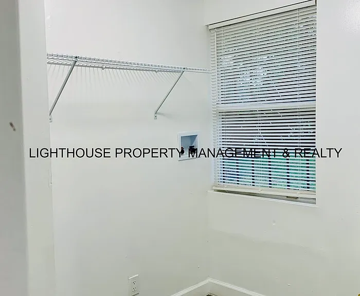 2904 W 8th St — Photo 6