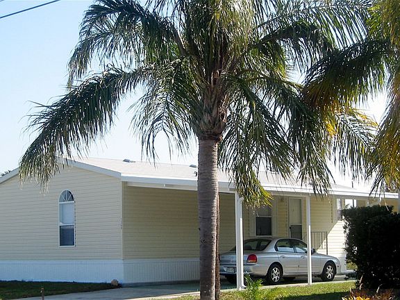 2nd image of 1369 Kingfisher Dr