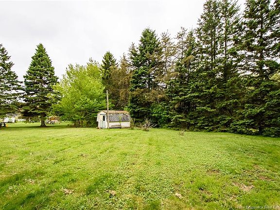 3rd image of 910 Mapleton Rd