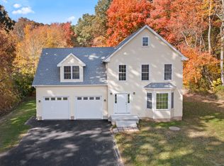 207 Crystal Lake Rd, Middletown, CT 06457