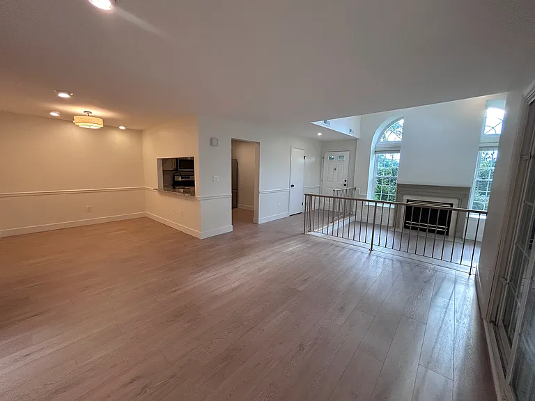 203A Saxony Dr — Photo 14