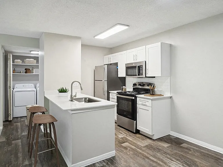 Arbor Village — Photo 12