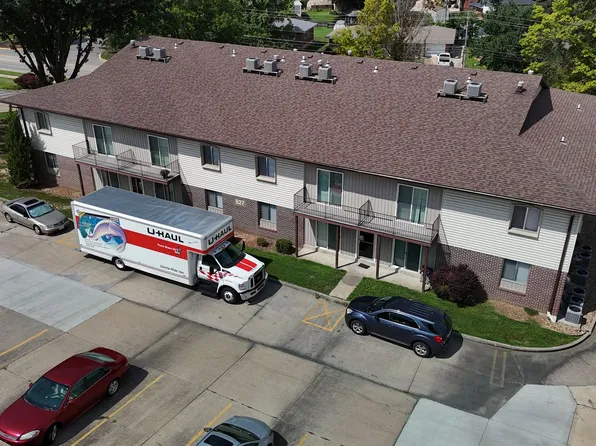 827 Southwest Blvd, Jefferson City, MO
