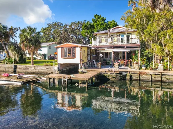 202 NE 2nd Ave, Crystal River, FL 34429