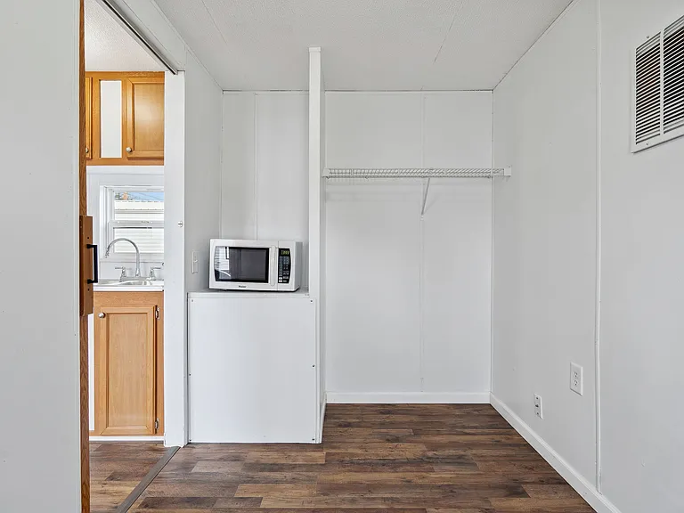 111 S Cedar Dr #3 — Photo 10