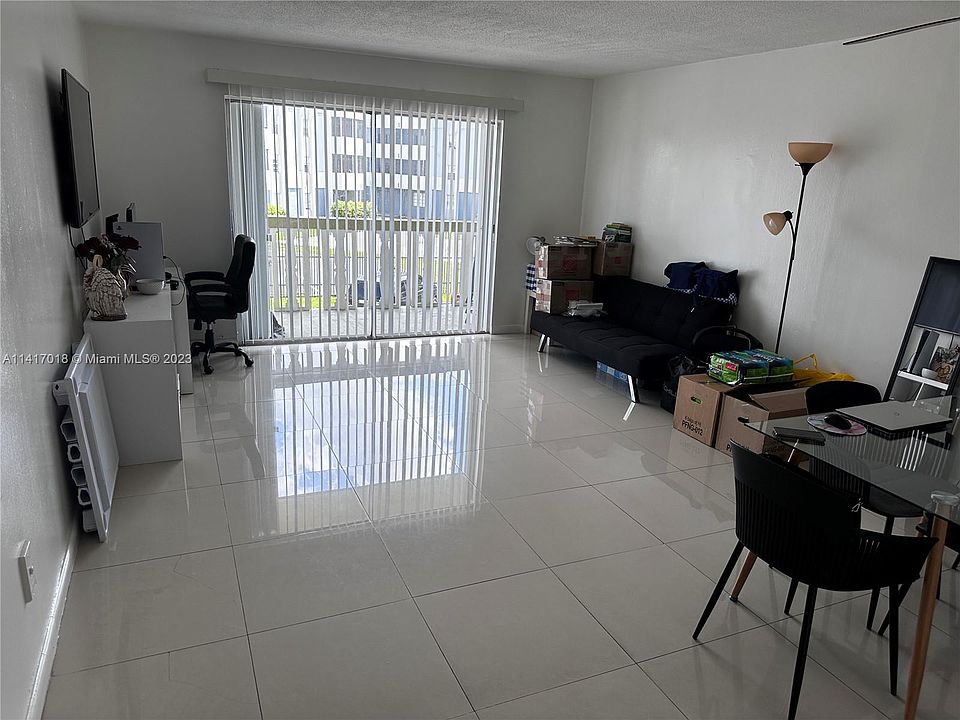 1st image of 15221 NE 6th Ave APT A210