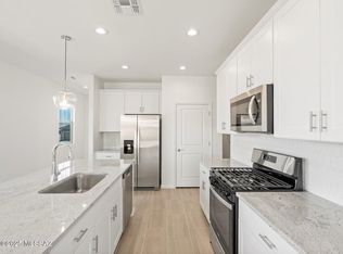 7264 S Gray Jay Dr, Tucson, AZ 85747