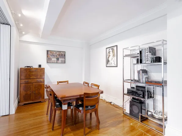 865 United Nations Plaza image 5 of 9