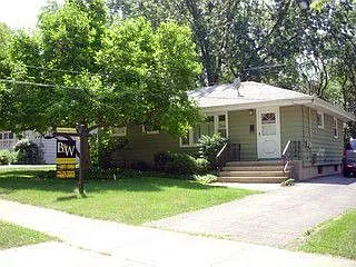 355 Marion Ave photo 1