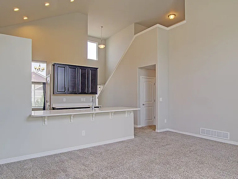 10801 Saco Dr — Photo 8