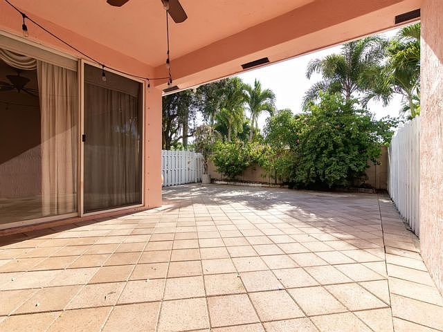 1st image of 383 E Coral Trace Cir