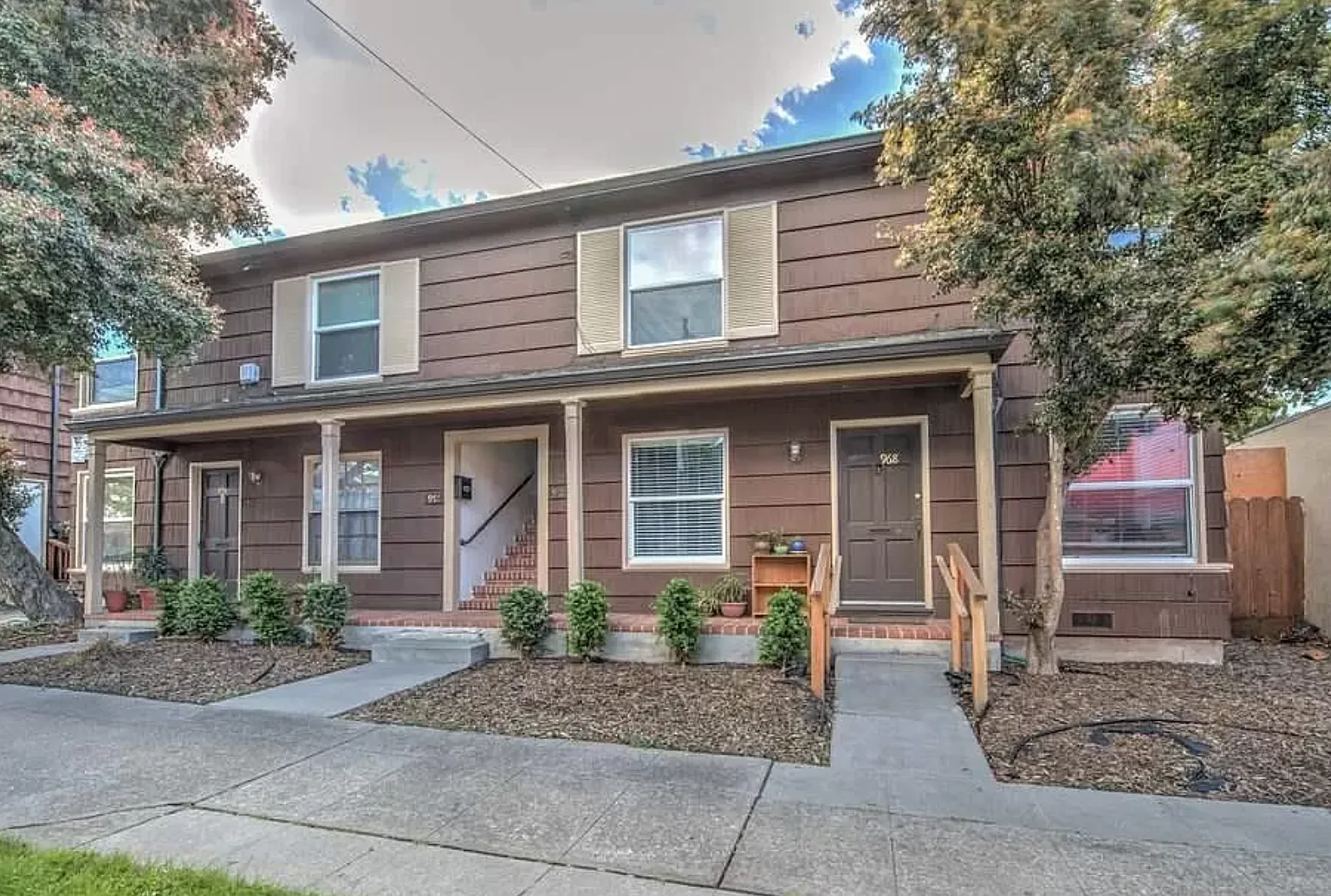 2 bed, 700 sqft, $2,795 — Photo 1