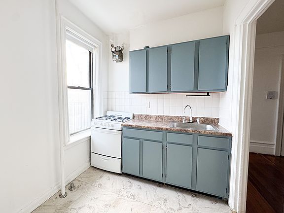 2nd image of 31-19 32nd St #17