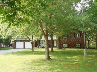 4930 E Muggy Rd, Port Clinton, OH 43452