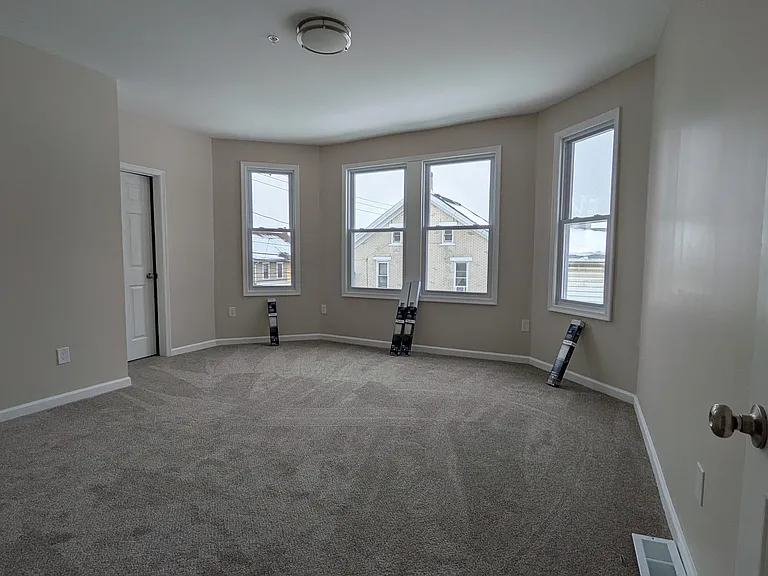 Bedroom 2 (master)
