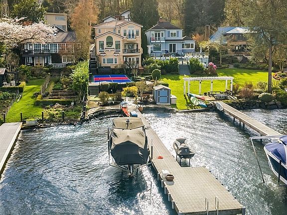 2nd image of 8772 Sand Point Way NE