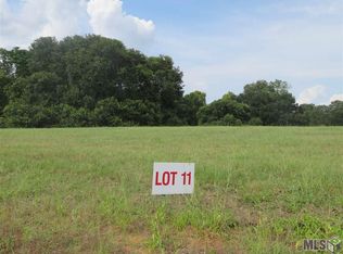 11 Basil Ln, Saint Francisville, LA 70775