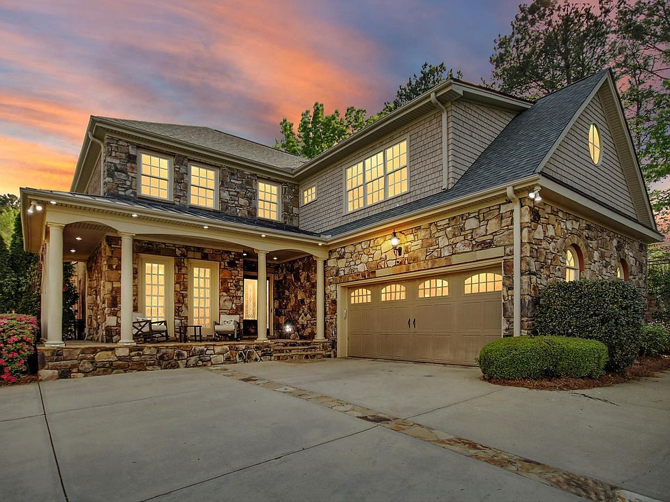 1st image of 4102 English Garden Way