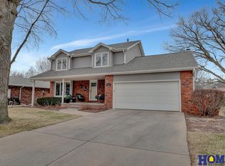 3647 S 77th St, Lincoln, NE 68506