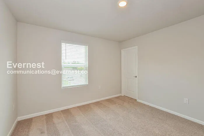 13 Zebulon Pl — Photo 9