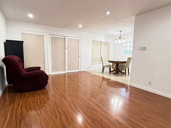 2nd image of 1427 S Rene Dr