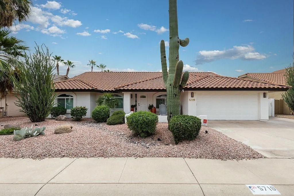 E Marilyn Road, Scottsdale — Photo 2