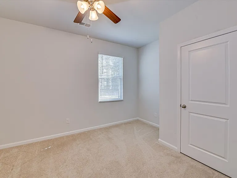 2892 Calli Crossing Dr — Photo 22