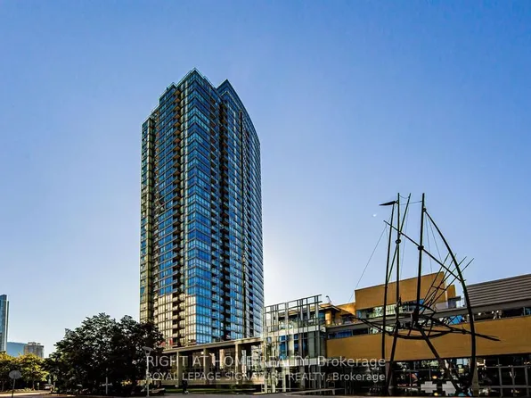 5 Mariner Ter, Toronto, ON