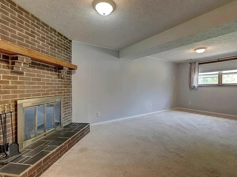 3405 N Stoneycrest Rd — Photo 16