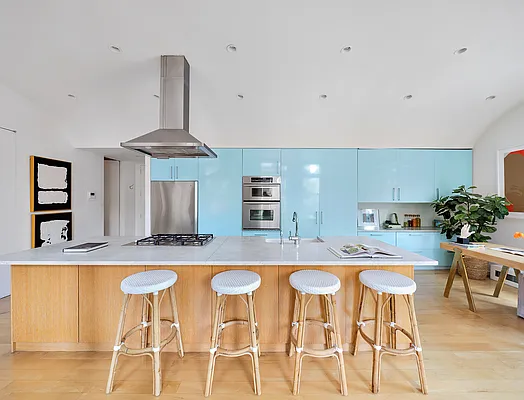 Sold by Compass | media 4