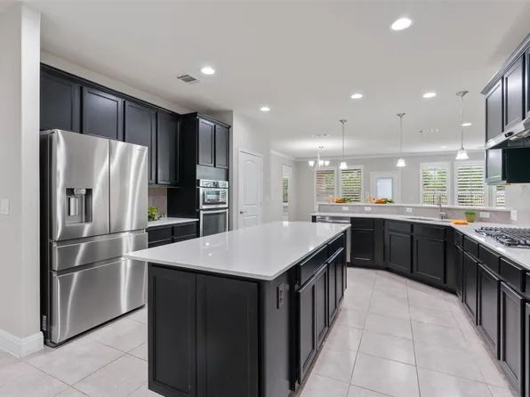 511 Davis Mountain Cir, Georgetown, TX 78633