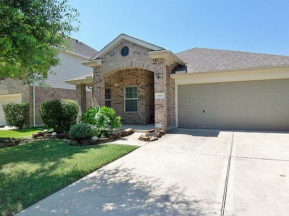 2nd image of 16606 Berkshire Forest Dr