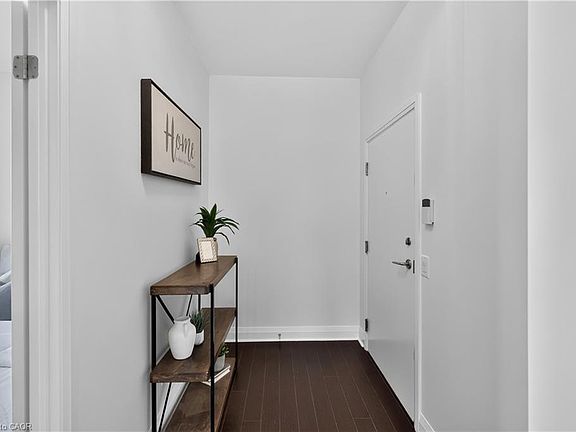 4th image of 1 Hurontario St #1705